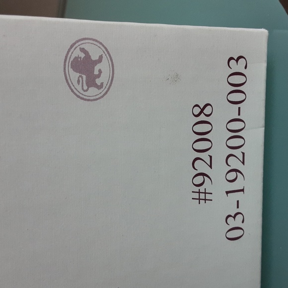 Ashton-Drake Galleries "Dream of Respect" Doll - Picture 5 of 5